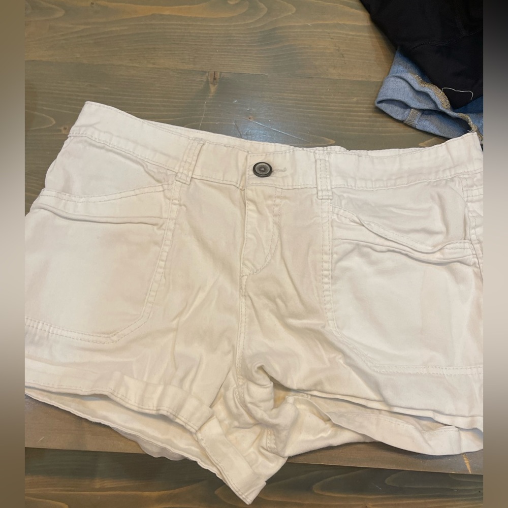 White cargo shorts
